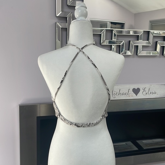 ♡ victoria's Secret bralette - Picture 2 of 5